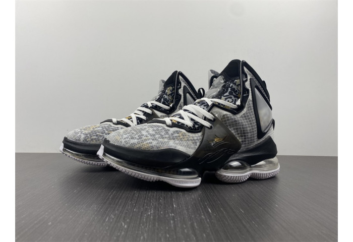 Nike LeBron 19 Leopard DC9340-100