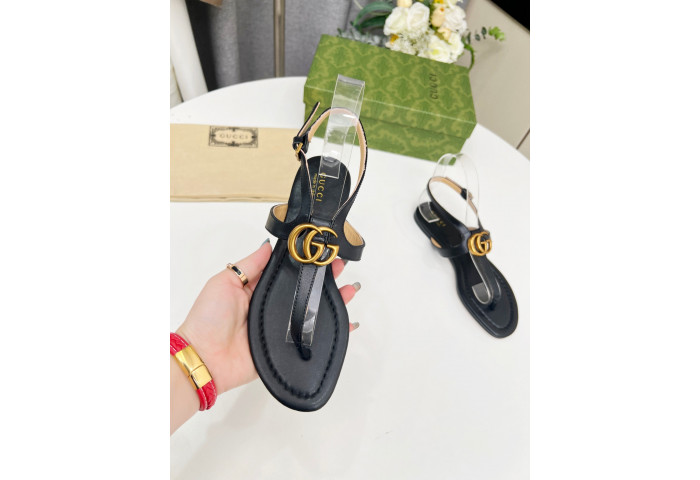 Gvc*1 SANDAL