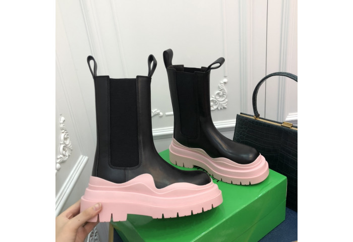 Botteg*Ven*ta Boots WOMEN + MEN
