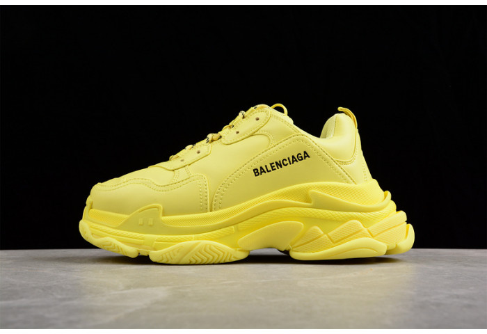 BLCG SNEAKER TRIPLE.S.