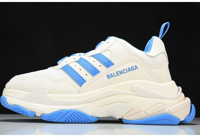 BLCG SNEAKER TRIPLE.S.