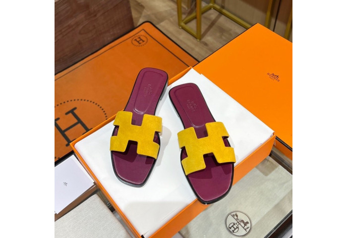 H**me5 SANDALS