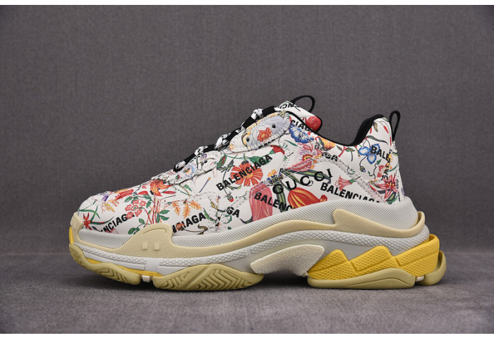 BLCG SNEAKER TRIPLE.S.