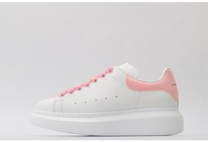 A1exa*der Mcqv*en OVERSIZED