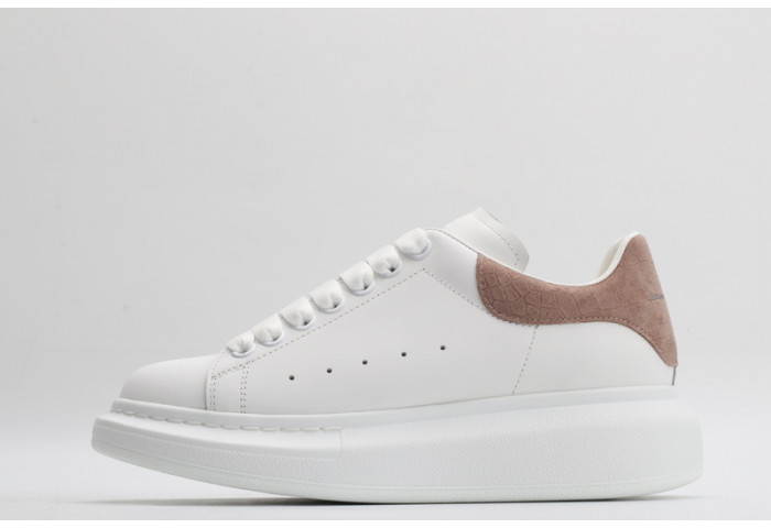 A1exa*der Mcqv*en OVERSIZED