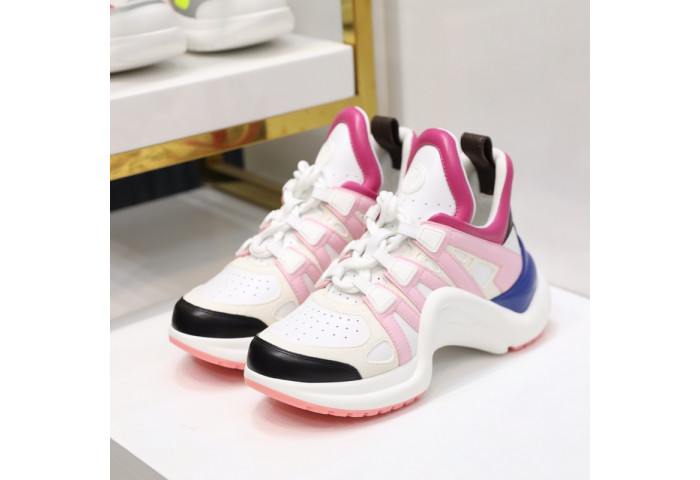 LO1_VTS ARCHLIGHT SNEAKER