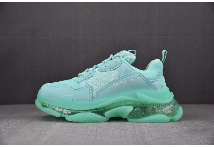 BLCG SNEAKER TRIPLE.S.