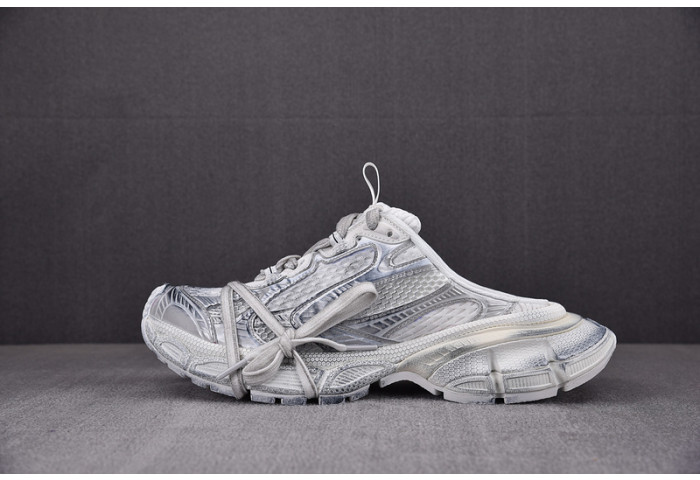 Ba1en*iaga 3XL mules