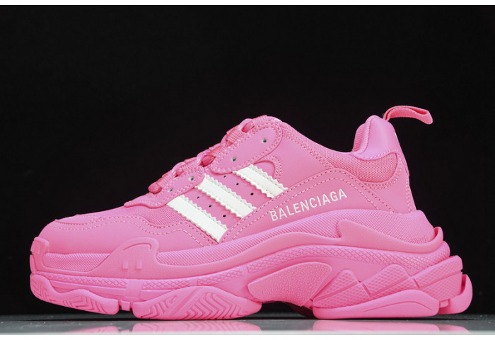 BLCG SNEAKER TRIPLE.S.