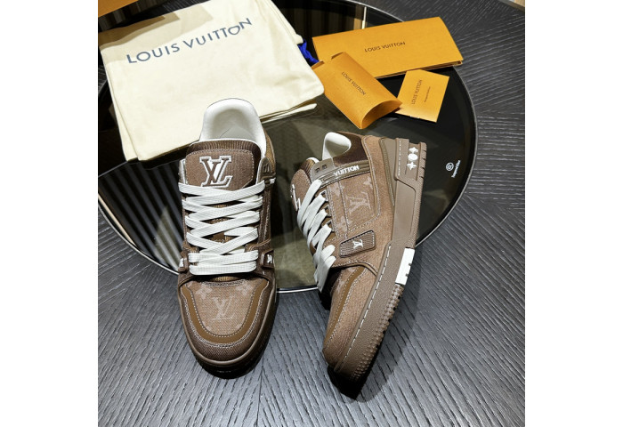 LO1_VTS SNEAKER