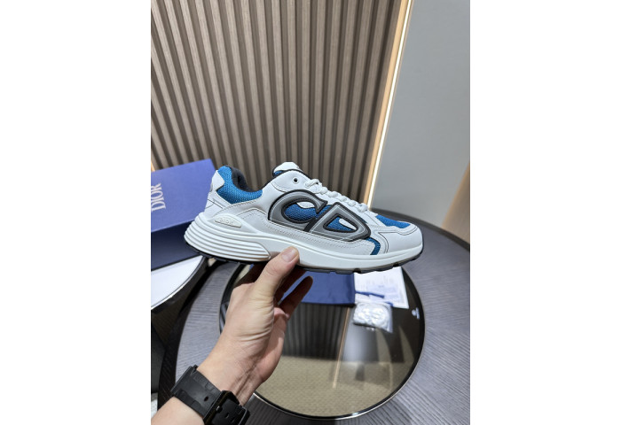 DIO B30 LowTop Sneaker