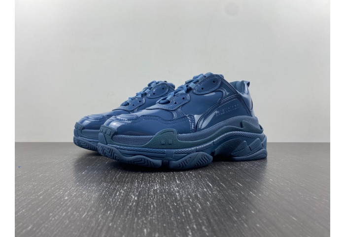 BLCG SNEAKER TRIPLE.S.