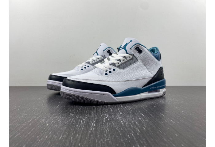 Air Jordan 3 Retro 136064-660