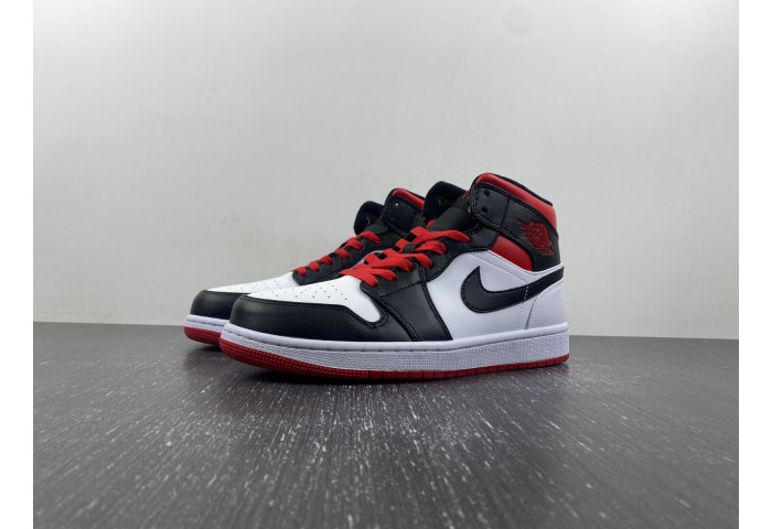 AIR Jordan 1 Mid Gym Red Black Toe  - DQ8426-106