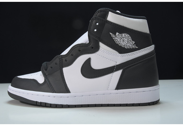 Air Jordan 1 Retro High OG 'Black/White' - 555088 010