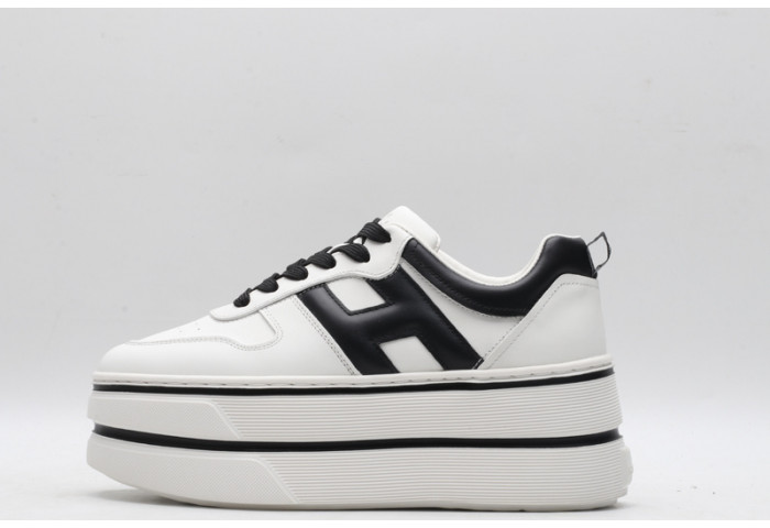 HOGAN SNEAKERS