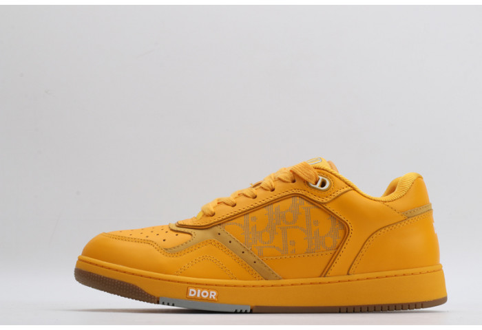 DIO* SNEAKER