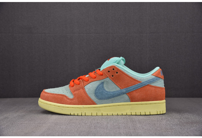 Nike SB Dunk Low Orange Noise Aqua DV5429-800