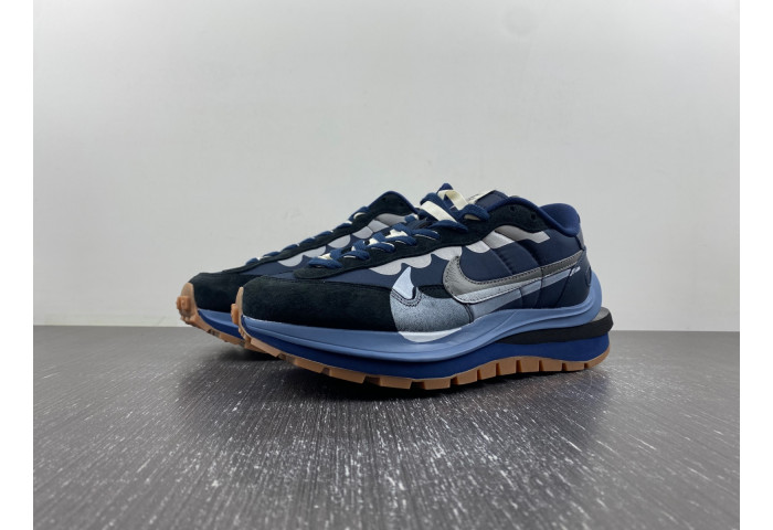 Sacai x VaporWaffle “Tour Yellow ” DD1875-700