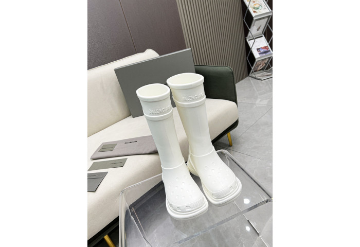 Ba1en*iaga CROSS BOOTS