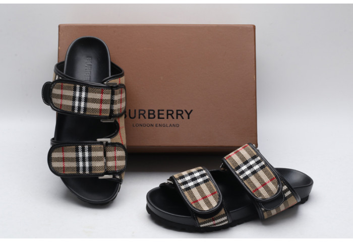 BUBBERY SANDALS