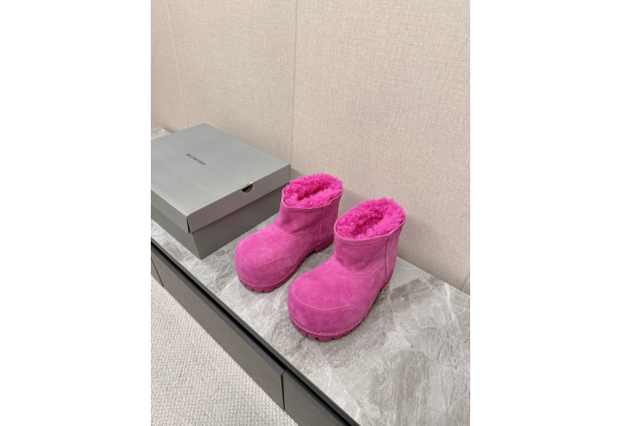 Ba1en*iaga Brown Alaska Fur Bootie