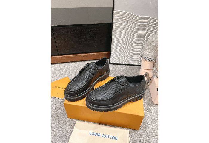 LO1_VTS COUPLE LOAFER
