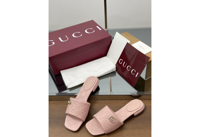 Gvc*1 SLIPPERS