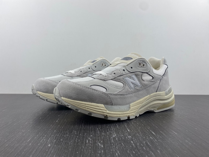 New Balance M992MD