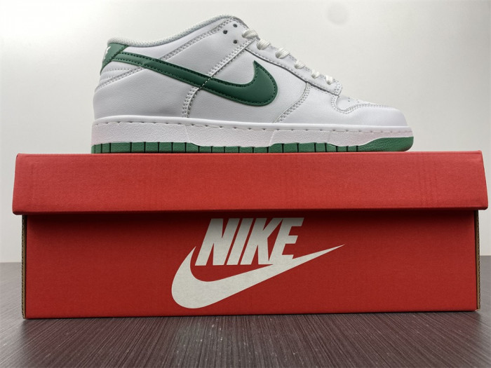 Nike Dunk Low White Green Noise - DD1503-112