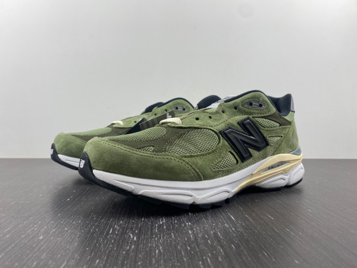 New Balance M990AD3