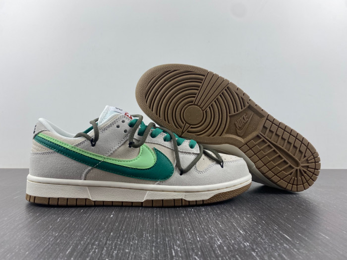 Nike Dunk Low SE
