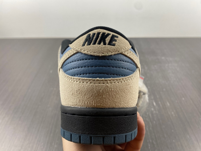 Nike SB Dunk Low Light Cream Thunderstorm BQ6817-200