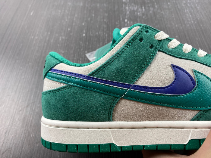 Nike Dunk Low SE 85 Neptune Green  DO9457-101