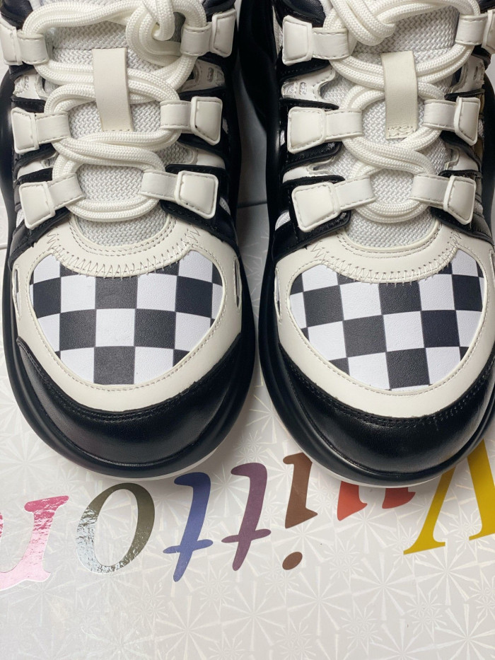 LO1_VTS ARCHLIGHT SNEAKER