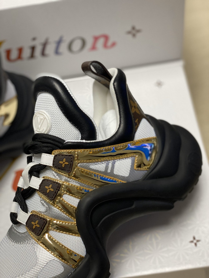 LO1_VTS ARCHLIGHT SNEAKER