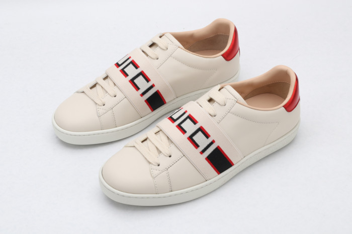 Gvc*1 Platform Sneaker