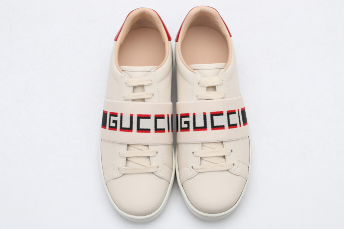 Gvc*1 Platform Sneaker