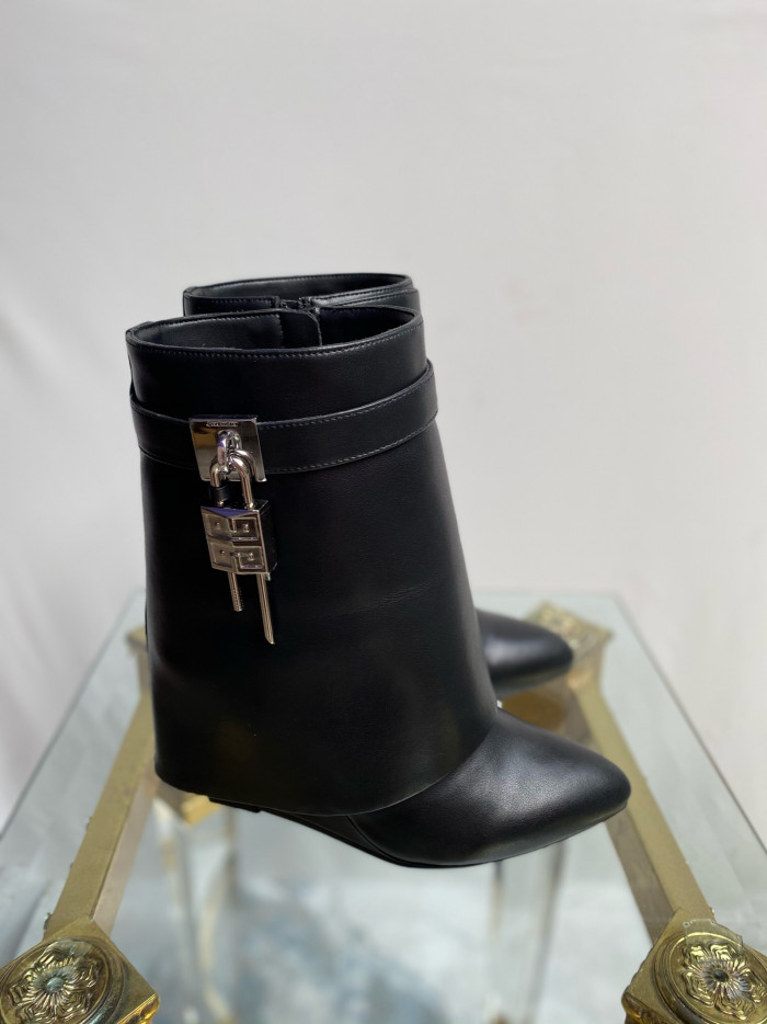 Givenchy BOOTS