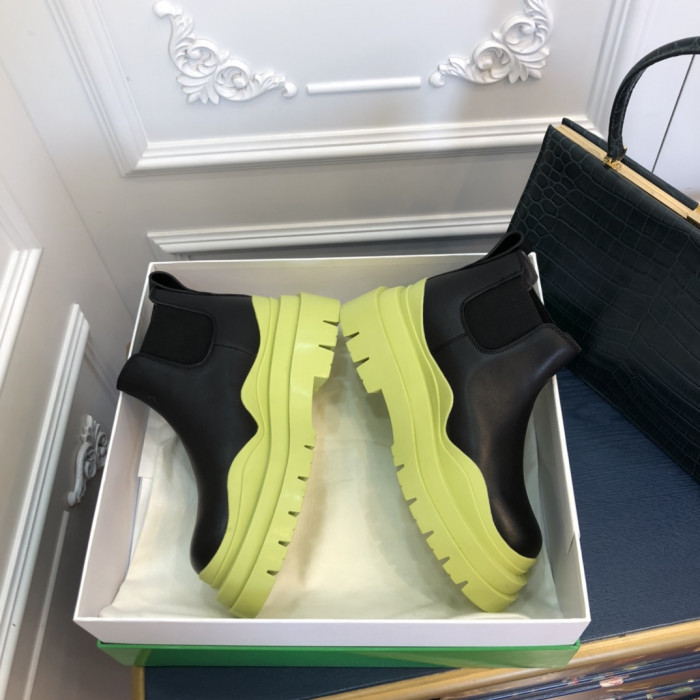 Botteg*Ven*ta Boots WOMEN + MEN