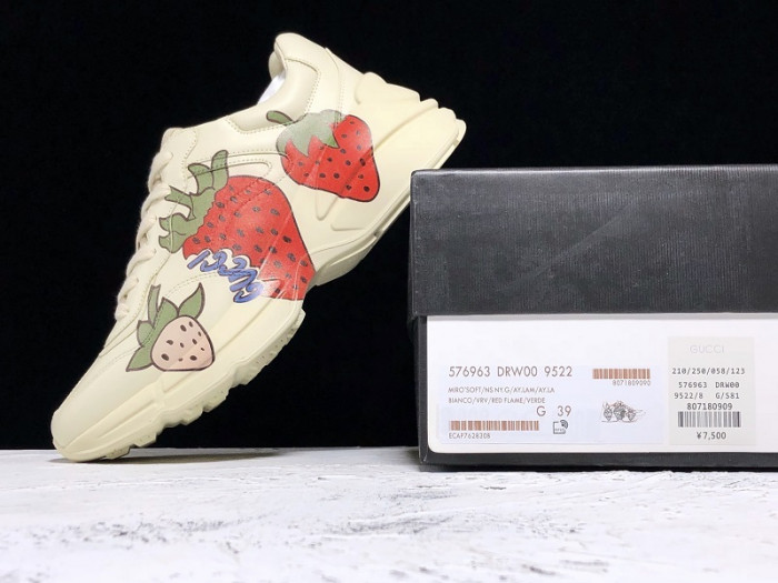 Gvc*1 Rhyton Leather Sneaker