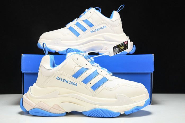 BLCG SNEAKER TRIPLE.S.