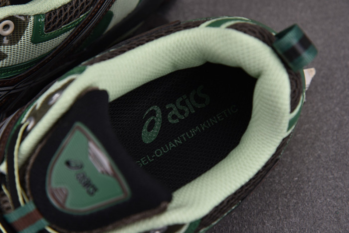 As1cs SPORTSTYLE GEL QUANTUM KINETIC | 1203A270-251