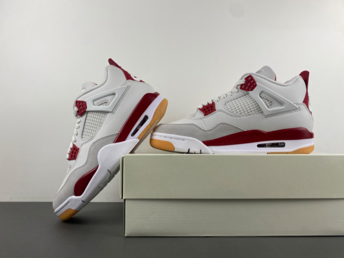 Nike SB x Air Jordan 4 Varsity Red DR5415-106