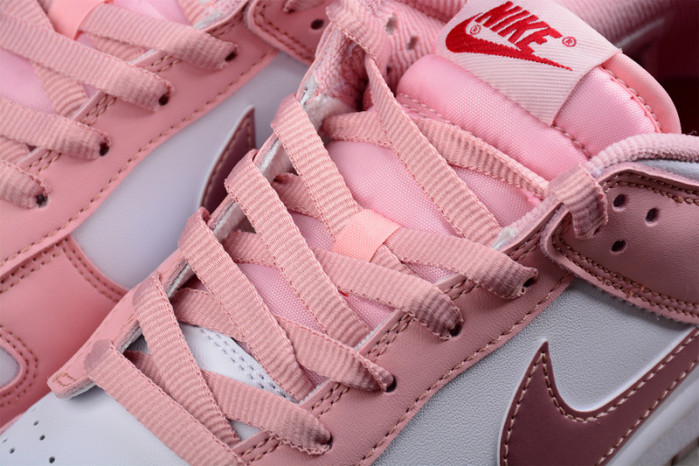 Nike Dunk Low Pink Velvet (GS) - DO6485-600
