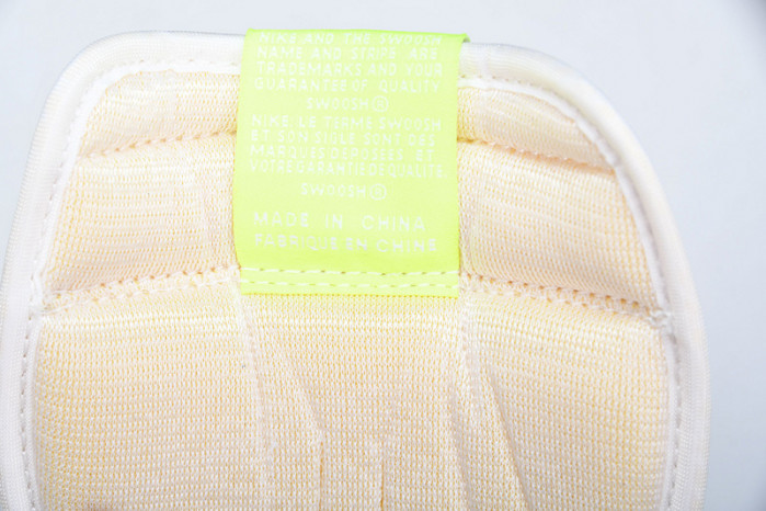 Air Jordan 1 High OG "Volt" 555088-702