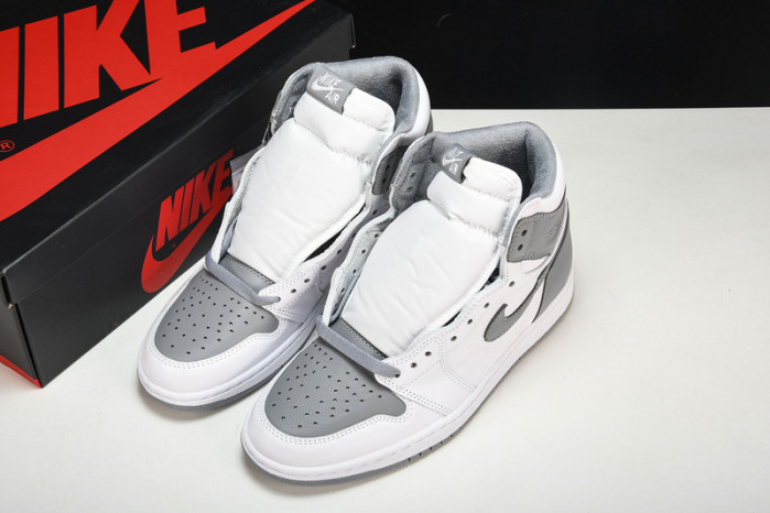 Air Jordan 1 High OG "Stealth" 555088-037