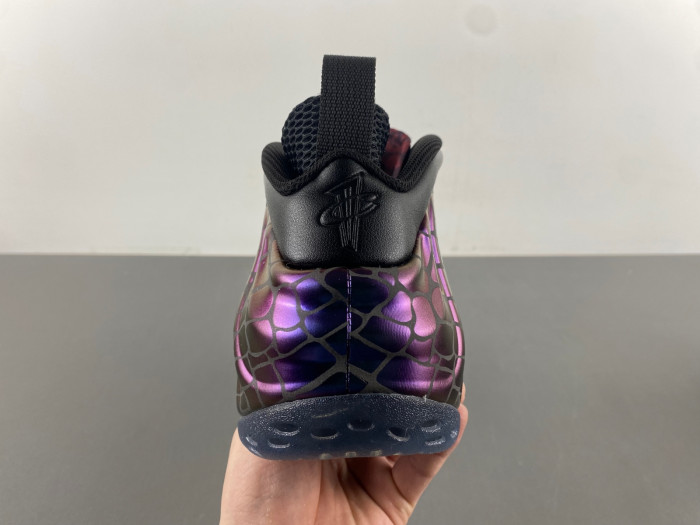 Tekken 8 x Nike Air Foamposite One "Fist" FQ9050-400