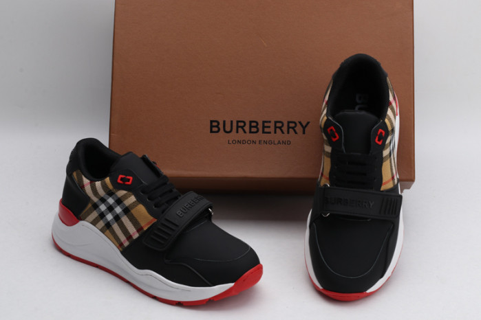 BUBERRY SNEAKER