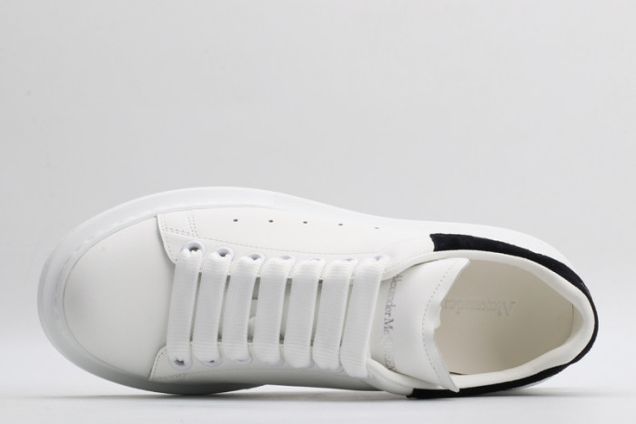 A1exa*der Mcqv*en OVERSIZED